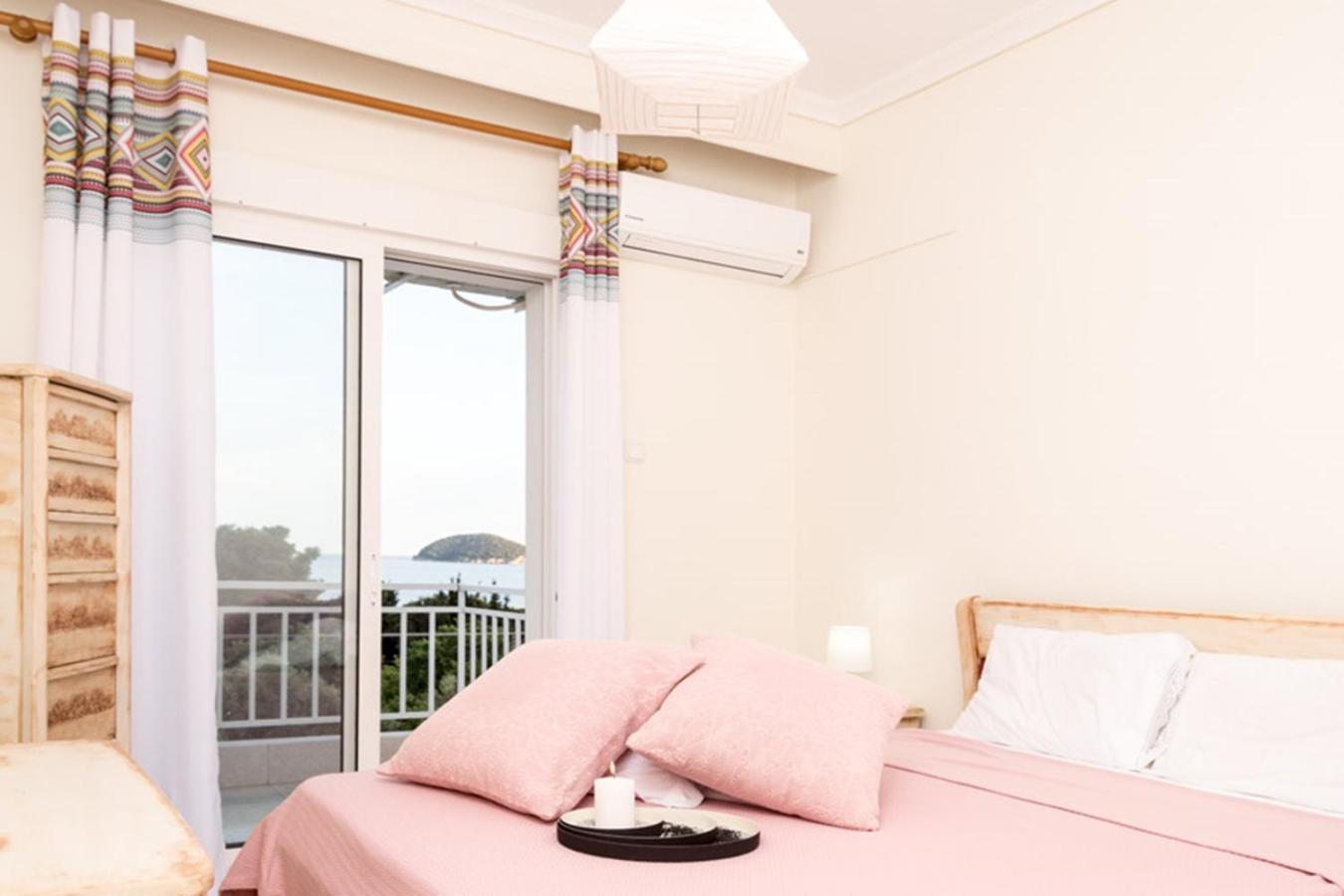 Opalio Seaview Apartment PalaiónTsiflíkion Buitenkant foto